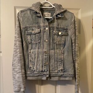 Blue Denim Jacket with Gray Knit Sleeves